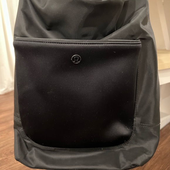 Lululemon Bag - Picture 4 of 11